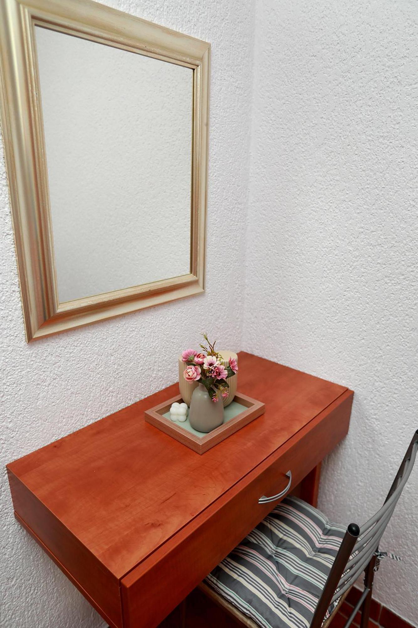 Nevistic Apartmani Traù Esterno foto
