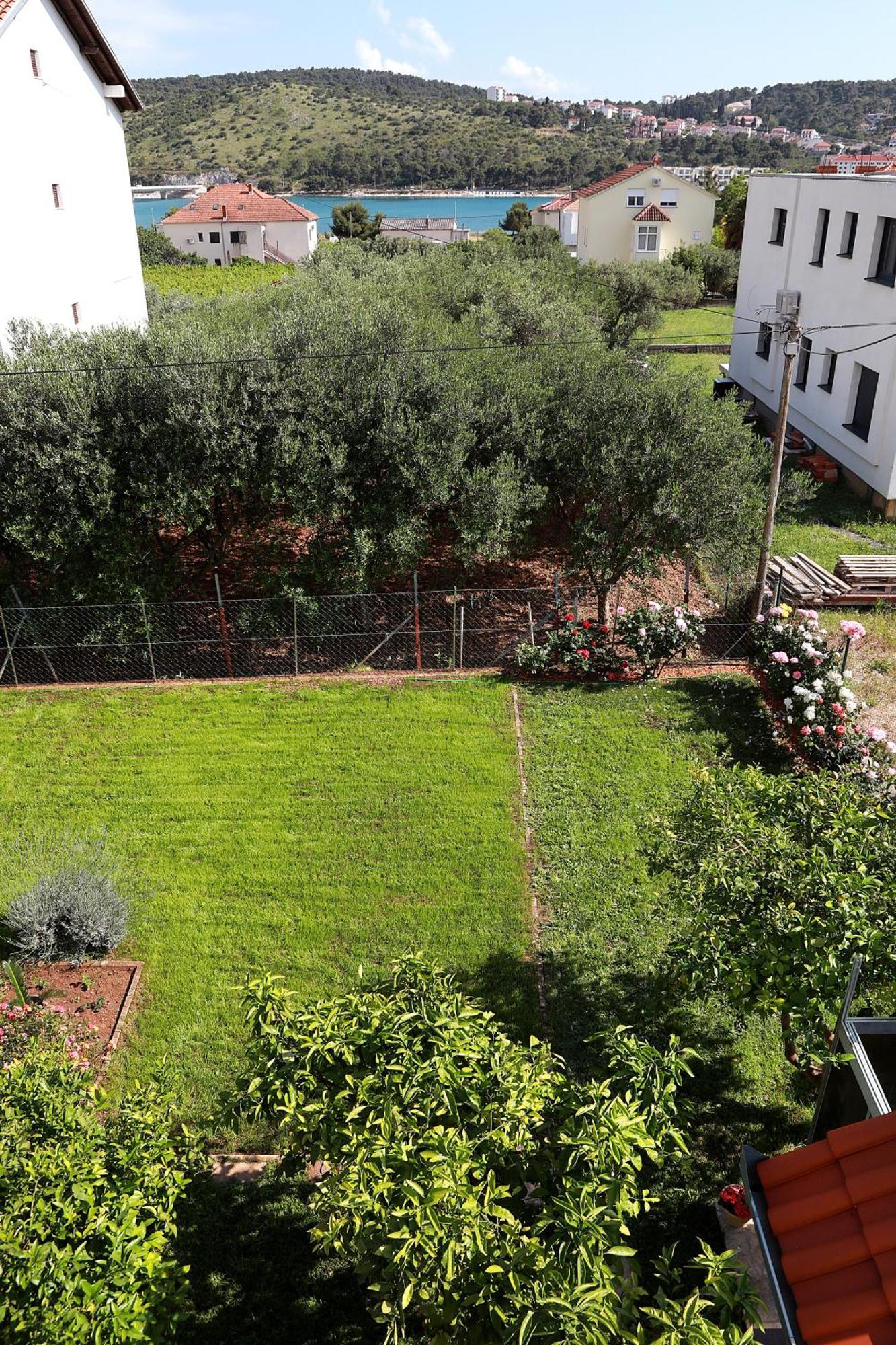 Nevistic Apartmani Traù Esterno foto